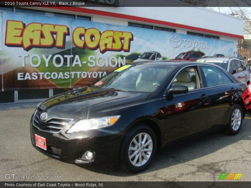 Black / Bisque 2010 Toyota Camry XLE V6