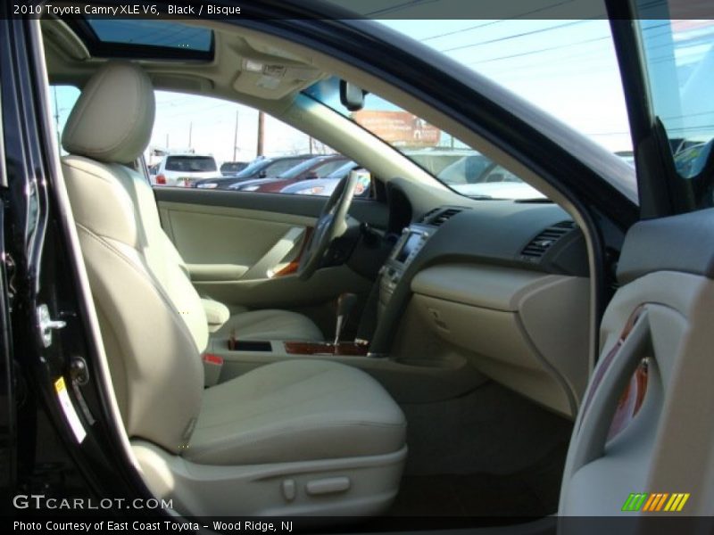 Black / Bisque 2010 Toyota Camry XLE V6