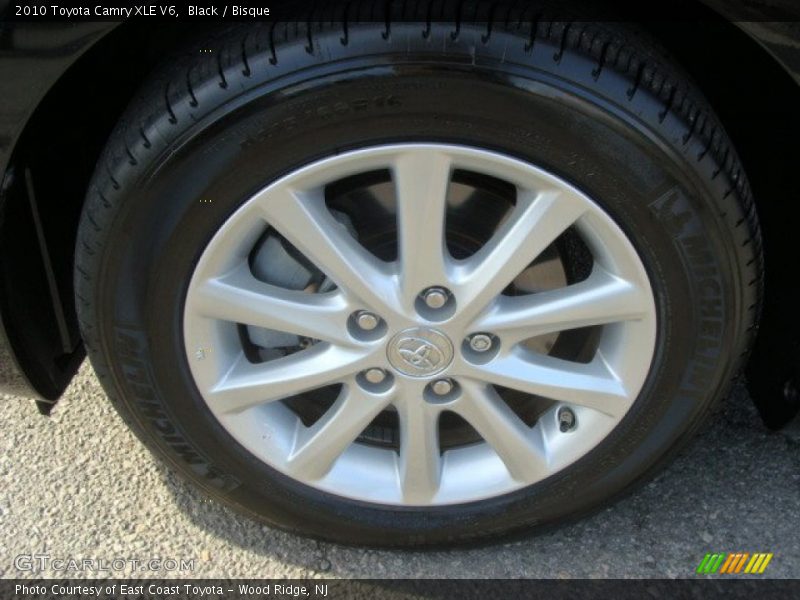 Black / Bisque 2010 Toyota Camry XLE V6