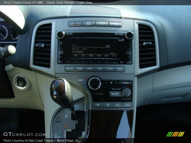 Classic Silver Metallic / Light Gray 2011 Toyota Venza V6 AWD