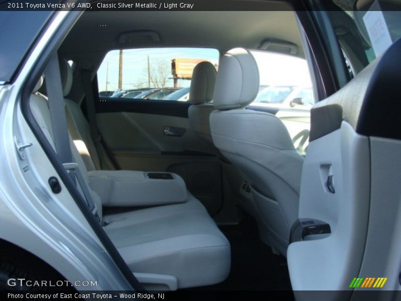 Classic Silver Metallic / Light Gray 2011 Toyota Venza V6 AWD