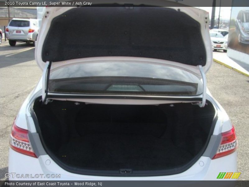 Super White / Ash Gray 2010 Toyota Camry LE