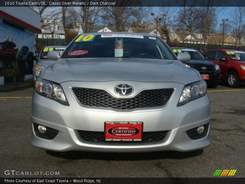 Classic Silver Metallic / Dark Charcoal 2010 Toyota Camry SE