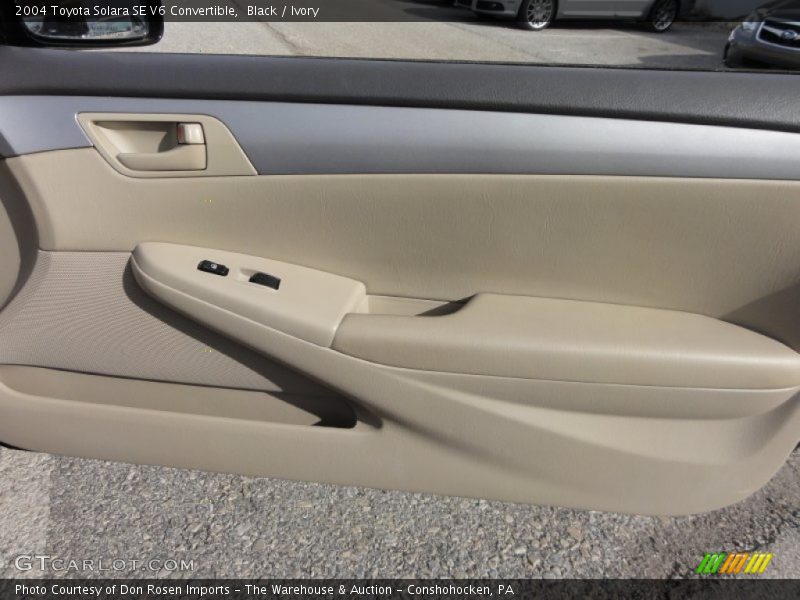 Black / Ivory 2004 Toyota Solara SE V6 Convertible