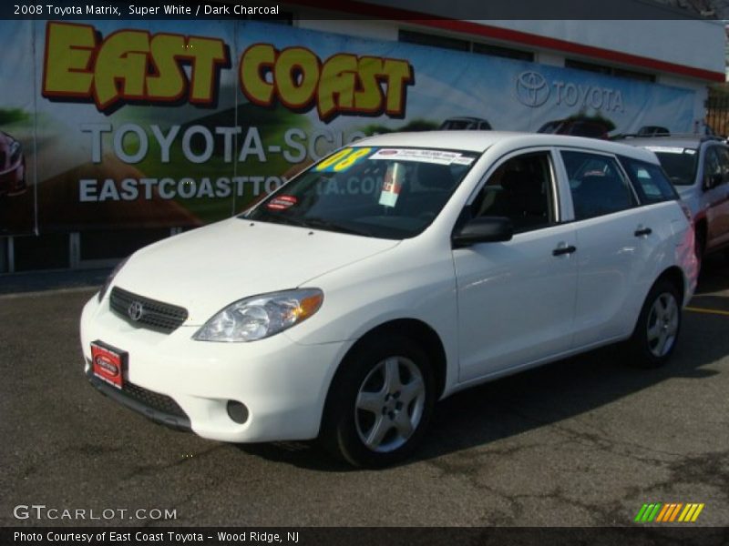 Super White / Dark Charcoal 2008 Toyota Matrix