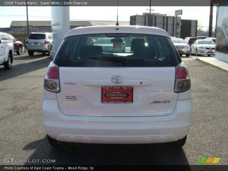 Super White / Dark Charcoal 2008 Toyota Matrix