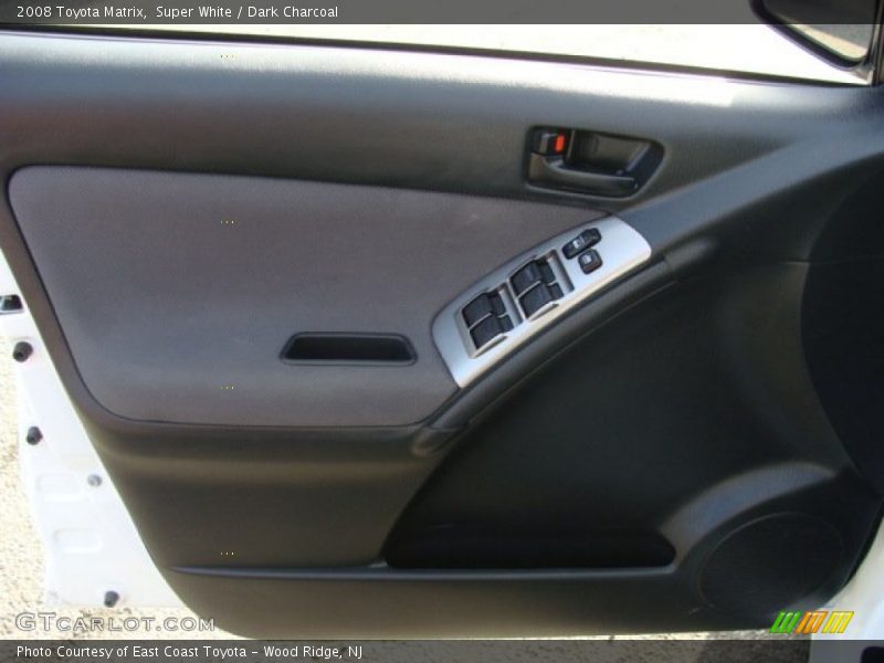 Super White / Dark Charcoal 2008 Toyota Matrix