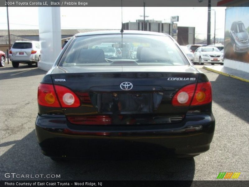 Black / Pebble Beige 2004 Toyota Corolla LE