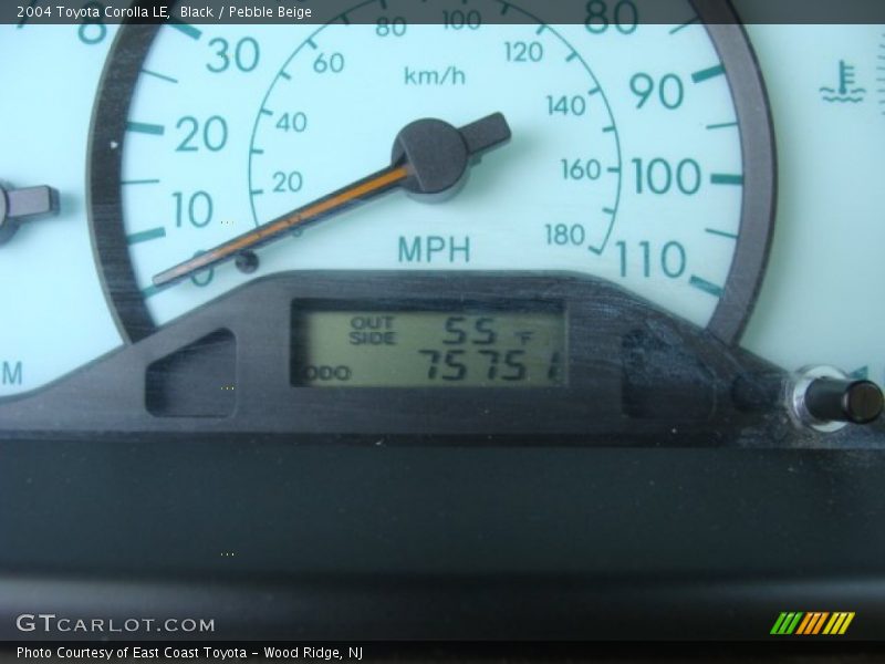 Black / Pebble Beige 2004 Toyota Corolla LE