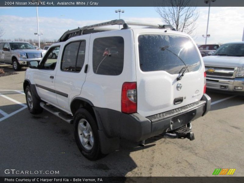 Avalanche White / Gray 2004 Nissan Xterra XE 4x4