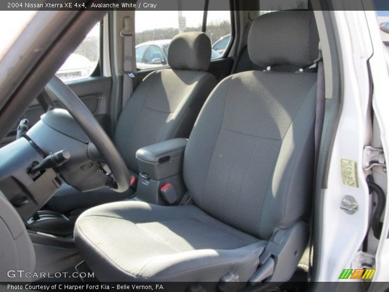 Avalanche White / Gray 2004 Nissan Xterra XE 4x4