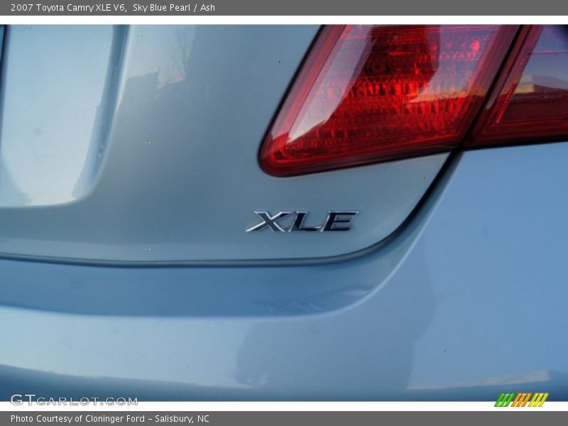 Sky Blue Pearl / Ash 2007 Toyota Camry XLE V6