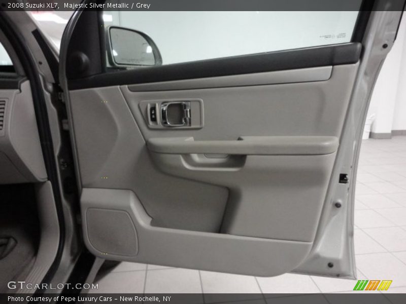 Majestic Silver Metallic / Grey 2008 Suzuki XL7