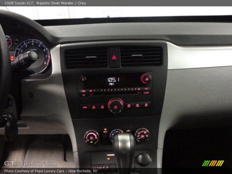 Majestic Silver Metallic / Grey 2008 Suzuki XL7