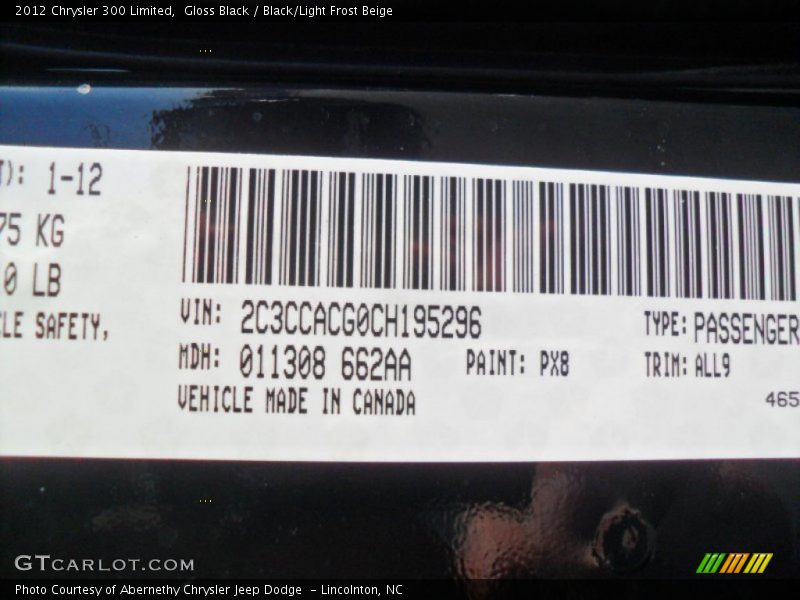 Gloss Black / Black/Light Frost Beige 2012 Chrysler 300 Limited
