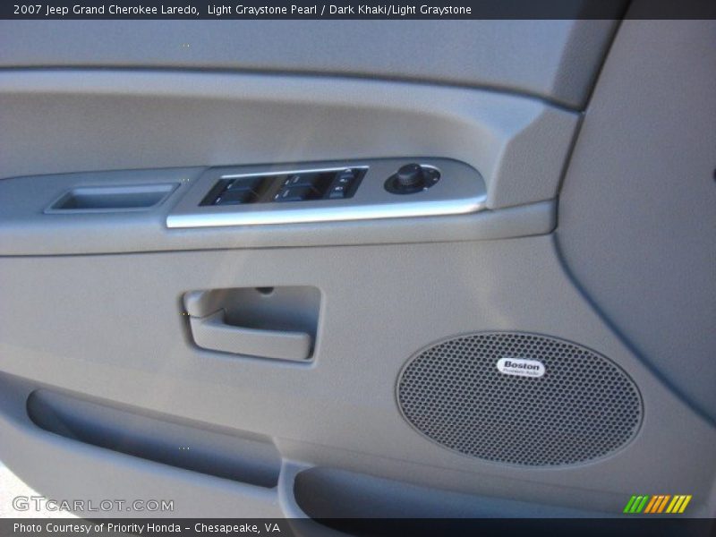 Light Graystone Pearl / Dark Khaki/Light Graystone 2007 Jeep Grand Cherokee Laredo