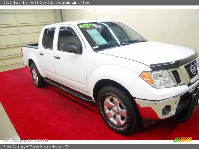 Avalanche White / Steel 2010 Nissan Frontier SE Crew Cab