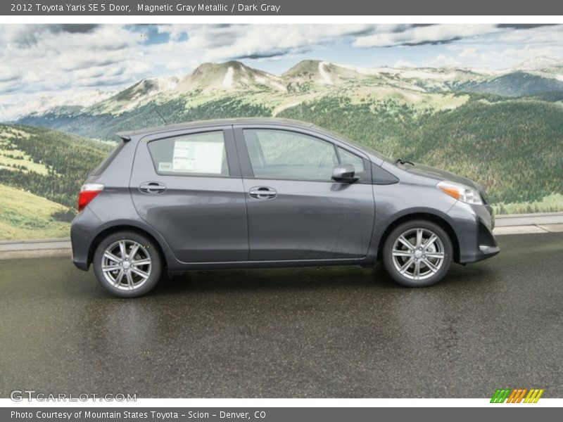 Magnetic Gray Metallic / Dark Gray 2012 Toyota Yaris SE 5 Door