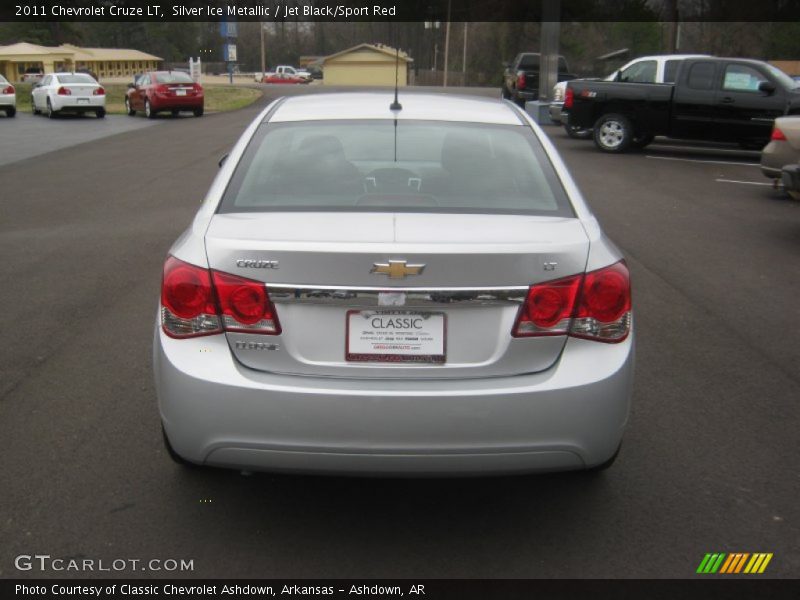 Silver Ice Metallic / Jet Black/Sport Red 2011 Chevrolet Cruze LT