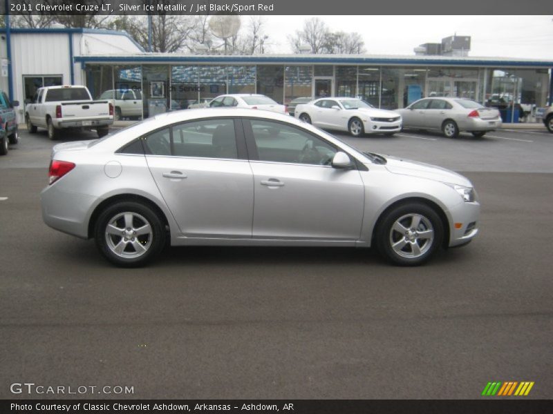 Silver Ice Metallic / Jet Black/Sport Red 2011 Chevrolet Cruze LT