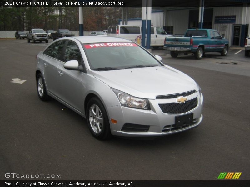 Silver Ice Metallic / Jet Black/Sport Red 2011 Chevrolet Cruze LT