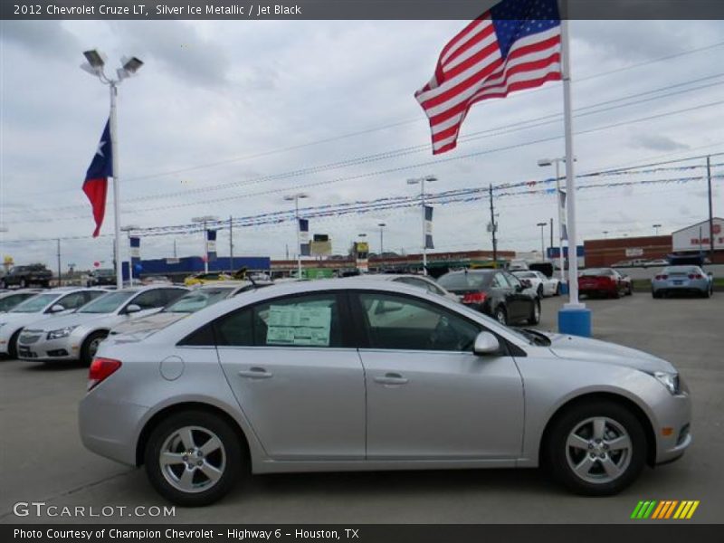 Silver Ice Metallic / Jet Black 2012 Chevrolet Cruze LT