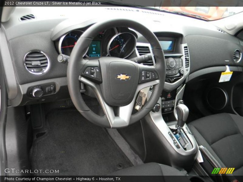 Silver Ice Metallic / Jet Black 2012 Chevrolet Cruze LT
