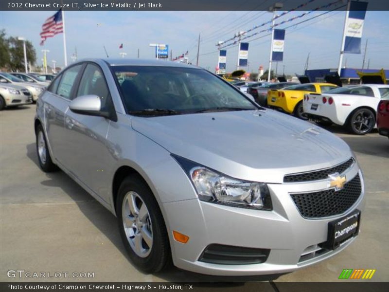 Silver Ice Metallic / Jet Black 2012 Chevrolet Cruze LT