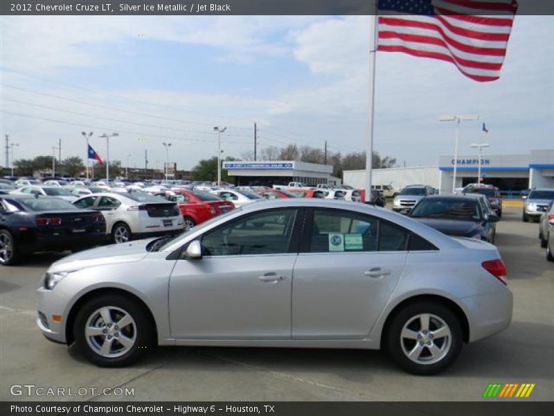 Silver Ice Metallic / Jet Black 2012 Chevrolet Cruze LT
