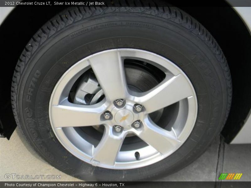 Silver Ice Metallic / Jet Black 2012 Chevrolet Cruze LT