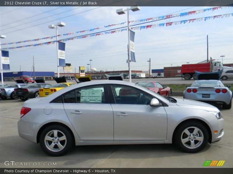 Silver Ice Metallic / Jet Black 2012 Chevrolet Cruze LT