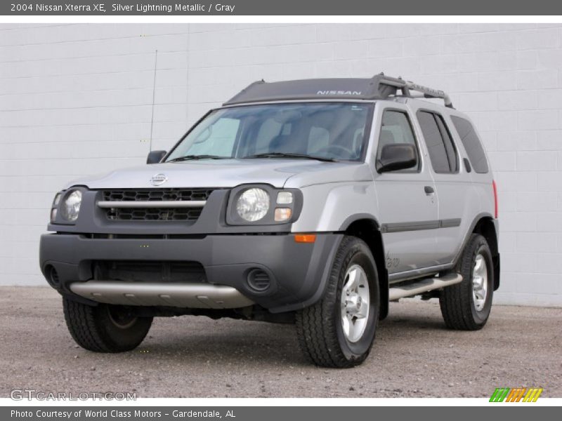 Silver Lightning Metallic / Gray 2004 Nissan Xterra XE