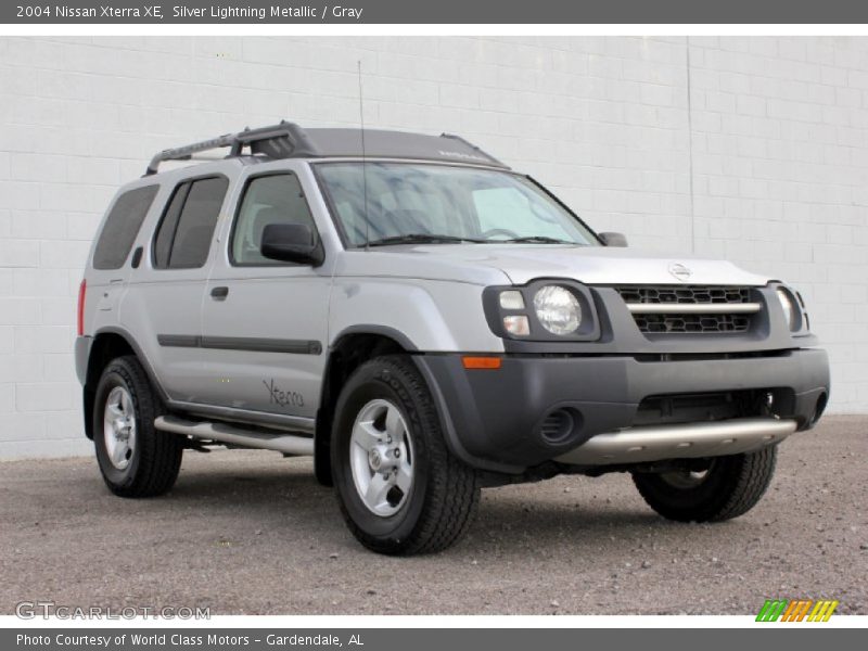 Silver Lightning Metallic / Gray 2004 Nissan Xterra XE