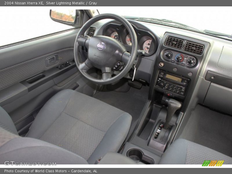 Silver Lightning Metallic / Gray 2004 Nissan Xterra XE
