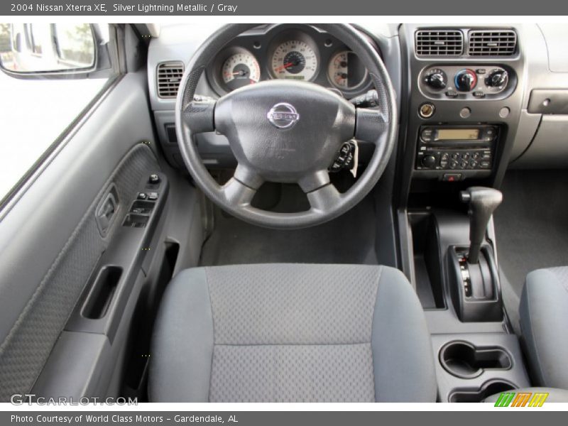 Silver Lightning Metallic / Gray 2004 Nissan Xterra XE