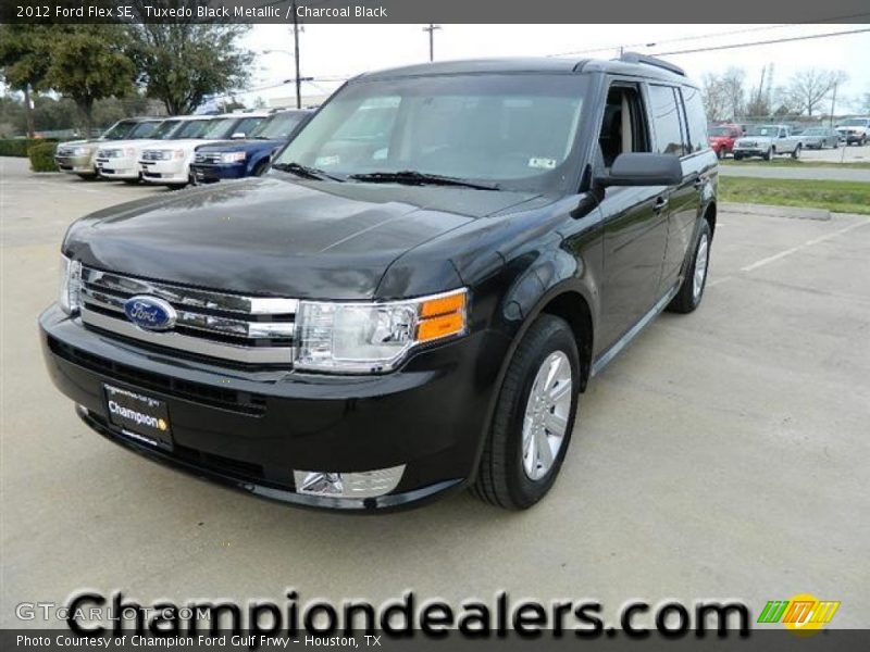 Tuxedo Black Metallic / Charcoal Black 2012 Ford Flex SE