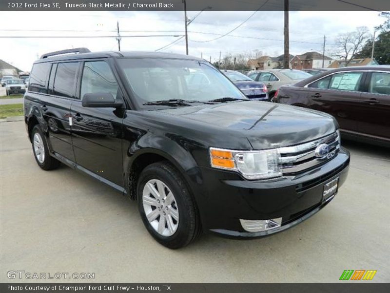 Tuxedo Black Metallic / Charcoal Black 2012 Ford Flex SE