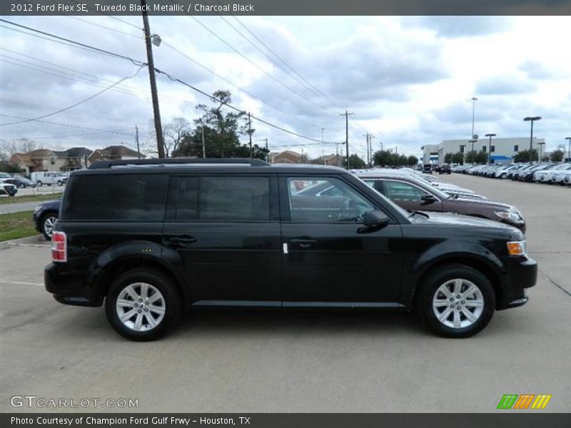 Tuxedo Black Metallic / Charcoal Black 2012 Ford Flex SE