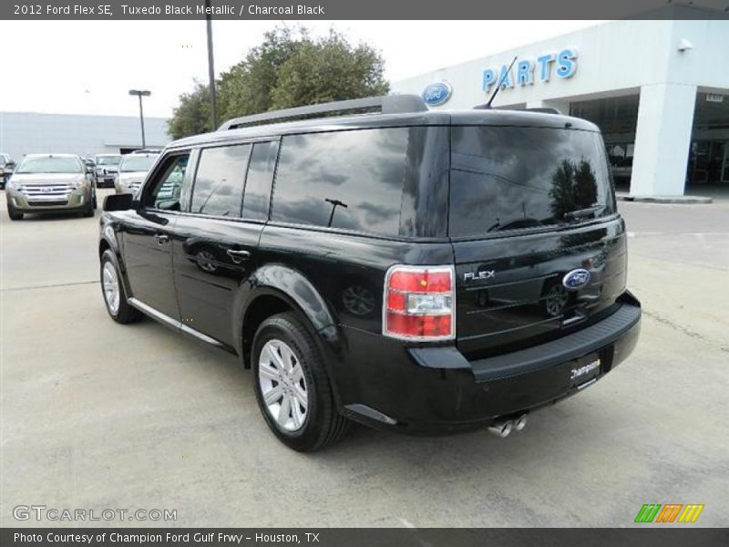 Tuxedo Black Metallic / Charcoal Black 2012 Ford Flex SE