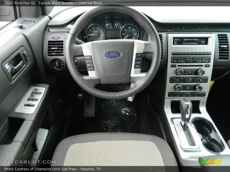 Tuxedo Black Metallic / Charcoal Black 2012 Ford Flex SE