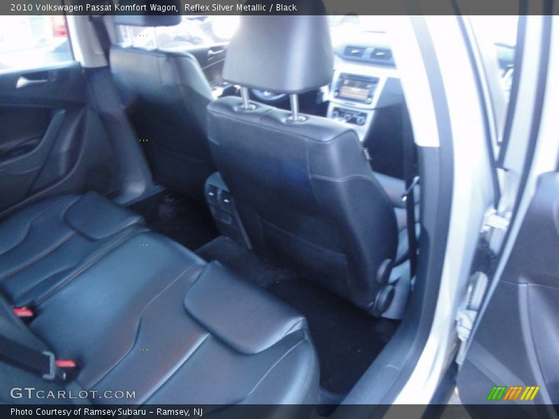 Reflex Silver Metallic / Black 2010 Volkswagen Passat Komfort Wagon