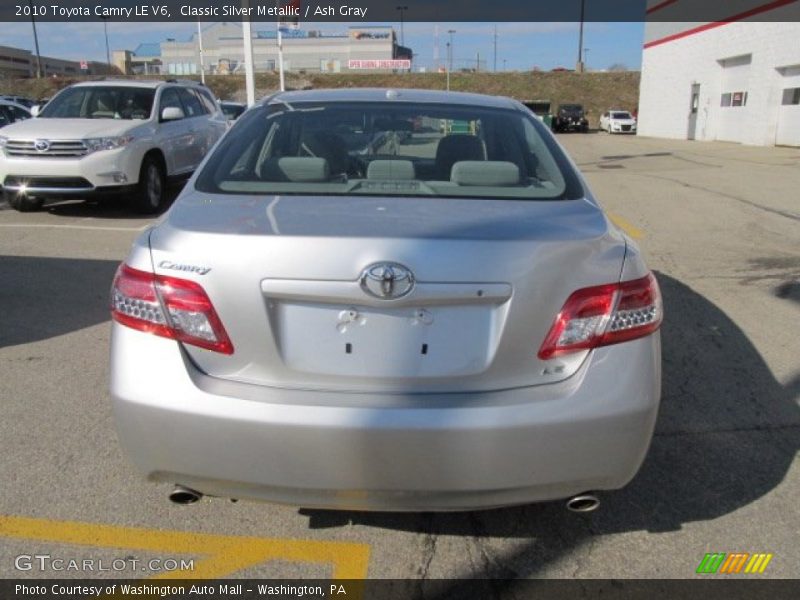 Classic Silver Metallic / Ash Gray 2010 Toyota Camry LE V6