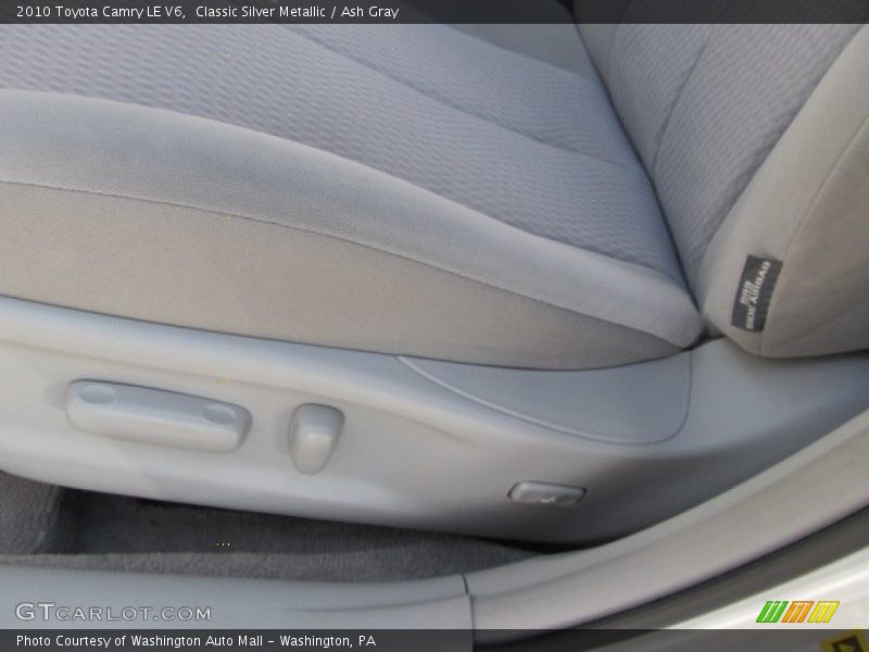 Classic Silver Metallic / Ash Gray 2010 Toyota Camry LE V6