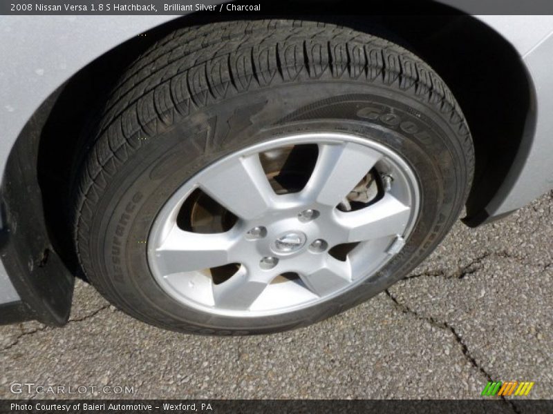 Brilliant Silver / Charcoal 2008 Nissan Versa 1.8 S Hatchback