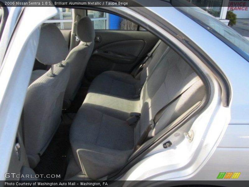 Brilliant Aluminum Metallic / Taupe Beige 2006 Nissan Sentra 1.8 S