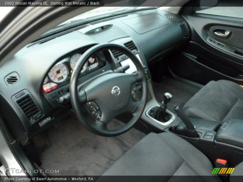 Sterling Mist Metallic / Black 2002 Nissan Maxima SE