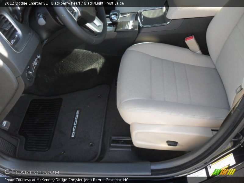 Blackberry Pearl / Black/Light Frost Beige 2012 Dodge Charger SE