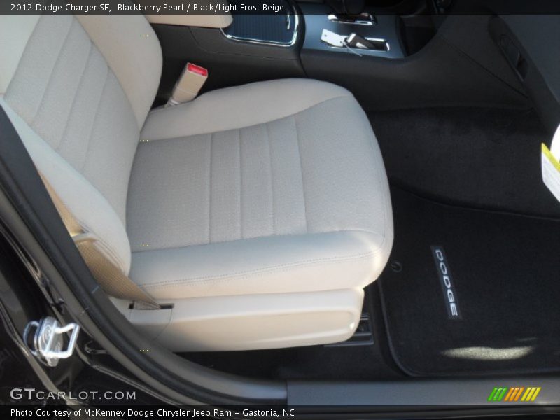 Blackberry Pearl / Black/Light Frost Beige 2012 Dodge Charger SE