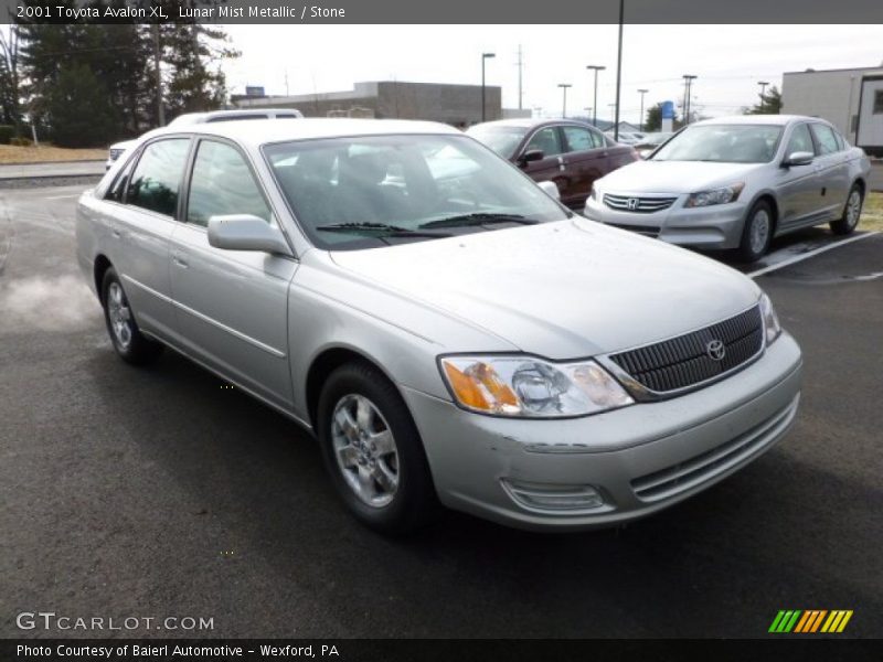 Lunar Mist Metallic / Stone 2001 Toyota Avalon XL