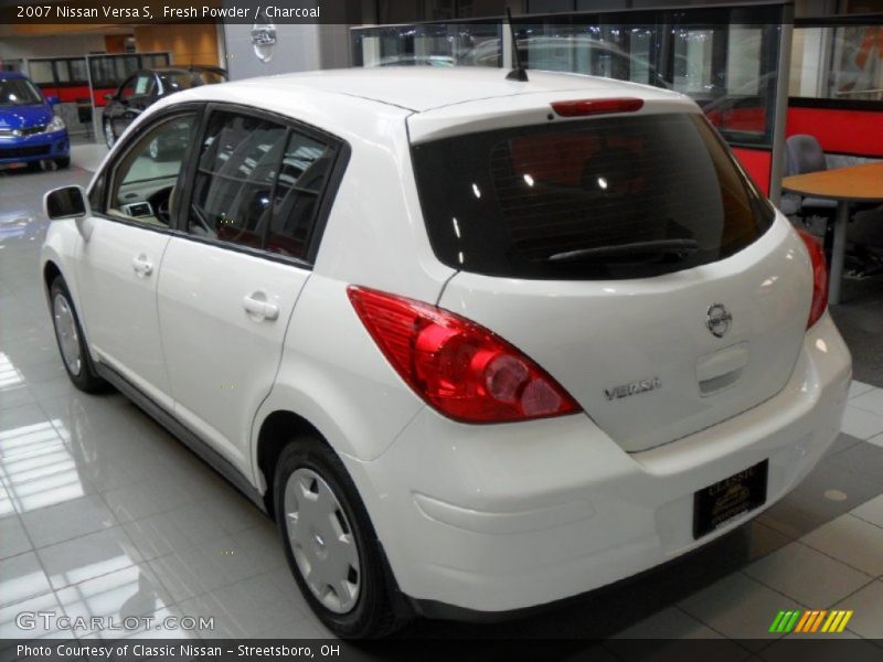 Fresh Powder / Charcoal 2007 Nissan Versa S